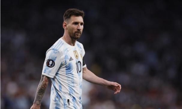 异性朋友旅行同住一间房：界限与分寸的考量